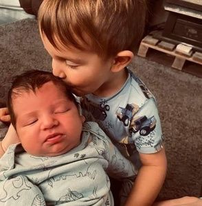 Meet your Posher, Debra